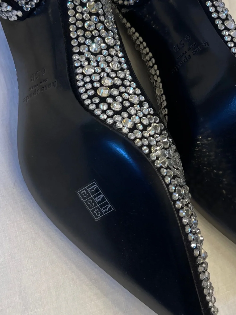 Kate Spade, New York, Crystal designer heels, new, size 6.5